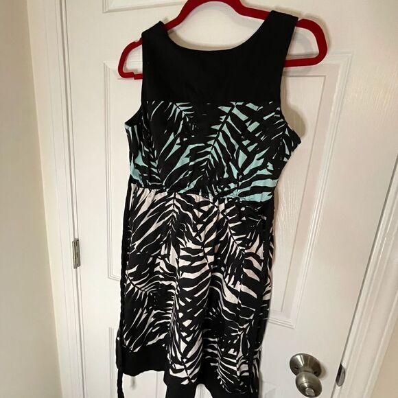 Motherhood Maternity sleeveless dress medium - Picture 2 of 7